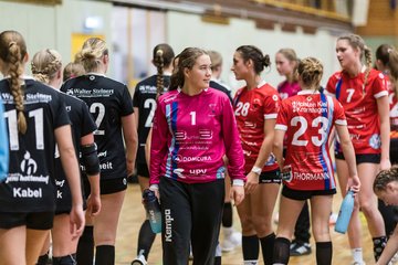 Bild 351 - wBJ SV Henstedt Ulzburg - HSG Holstein Kiel/Kronshagen : Ergebnis: 30:28